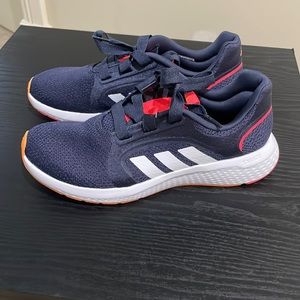 Adidas bounce size 6.5